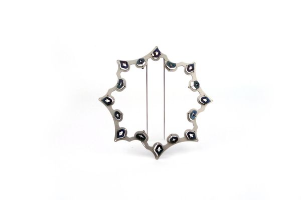 One Design - Brooch 02