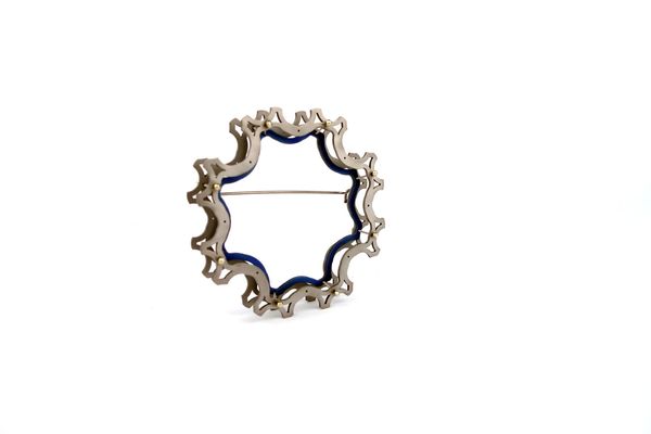 One Design - Brooch 03