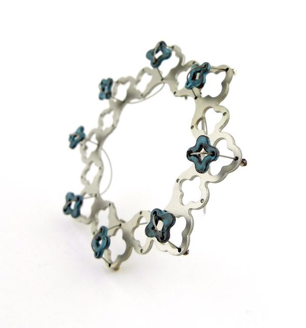 Enamelled Wreath Brooch - blue