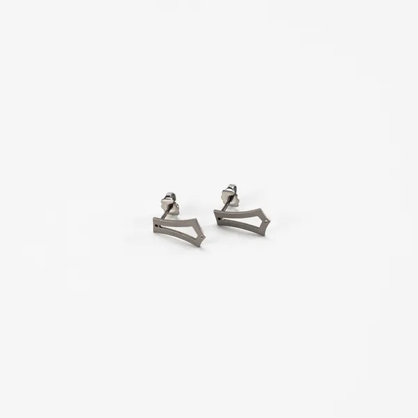 La Geometrie Matte Studs