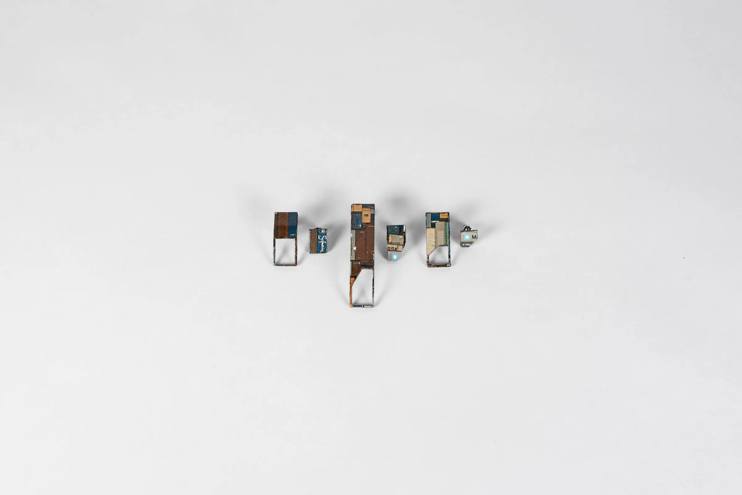 Contain Earrings 01 — image 2 of 2