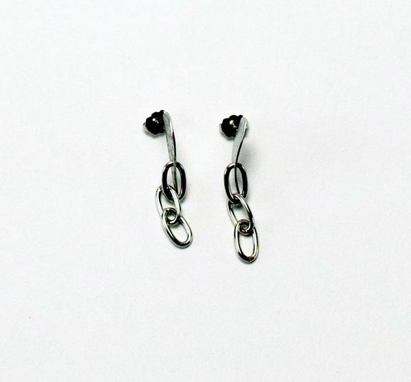 Juukan Tears Offcuts - Sideways Stud Chain Earrings