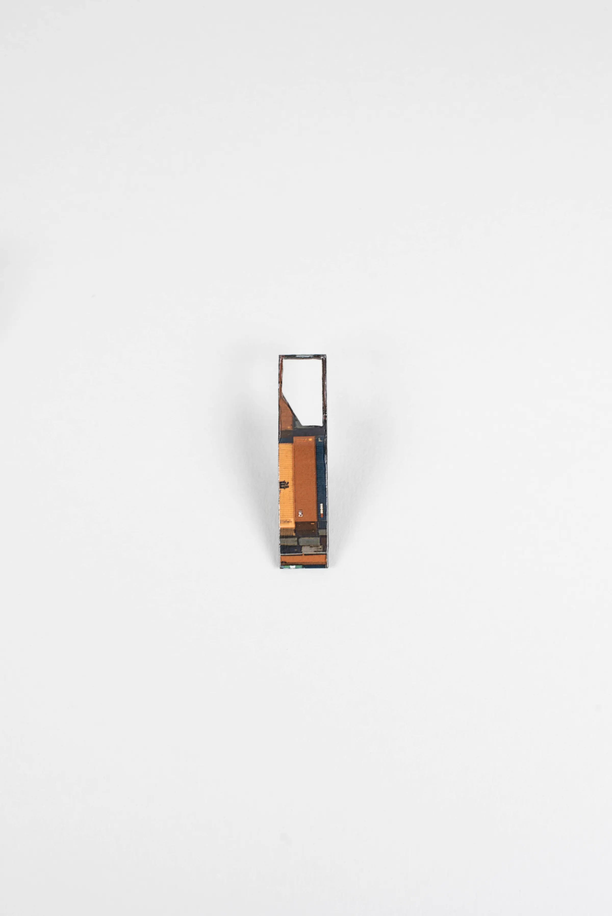 Contain Pin 01 — image 1 of 2