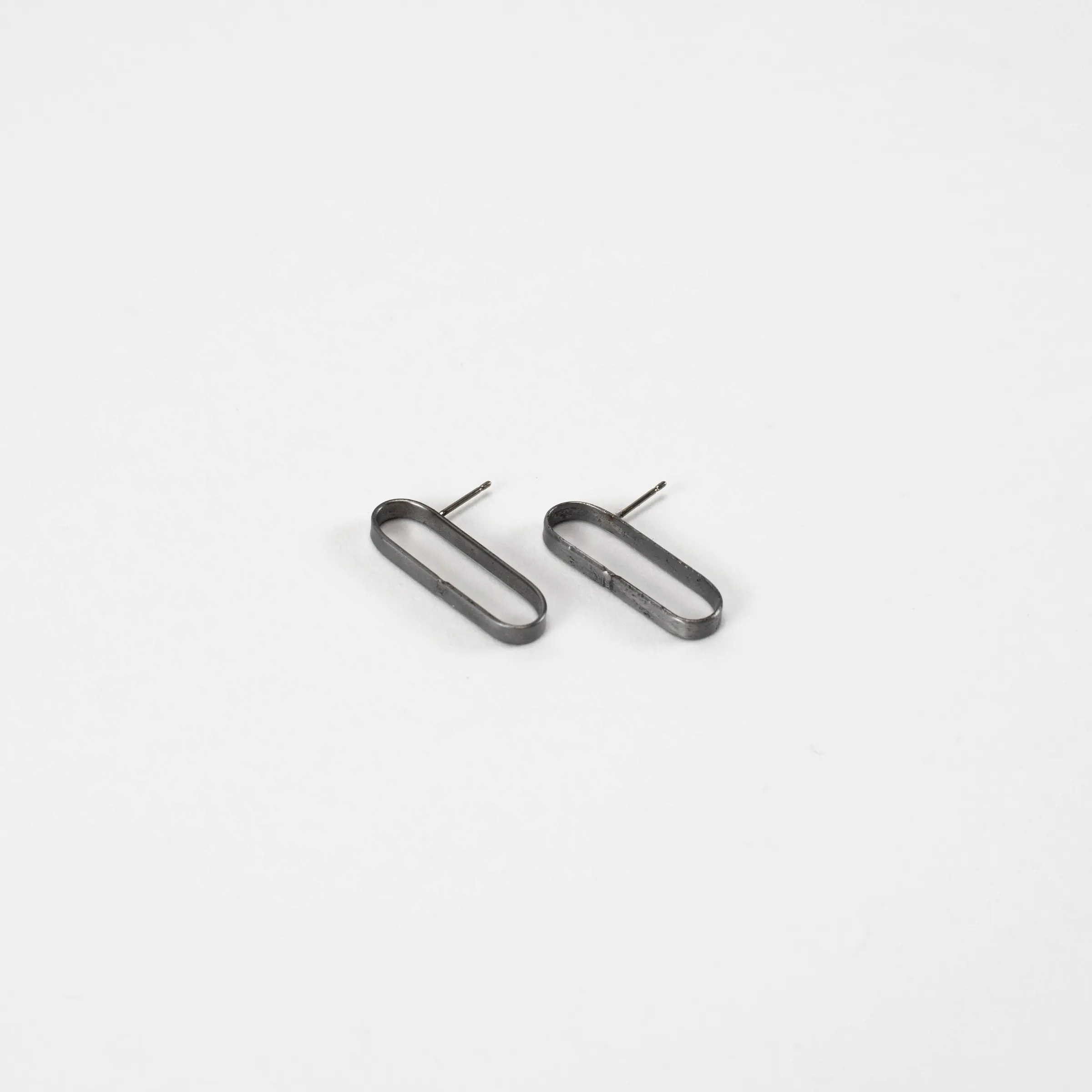 Sweeper Blade Single Link Earrings - Flat Front — image 5 of 8