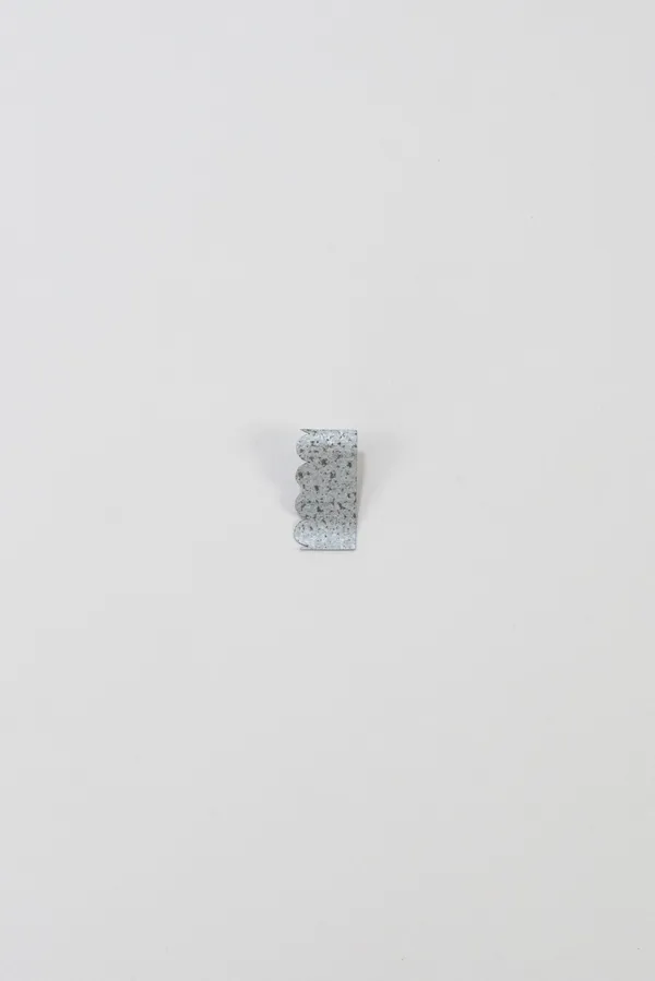 Juukan Tears Offcuts Vertical Serrated Pin