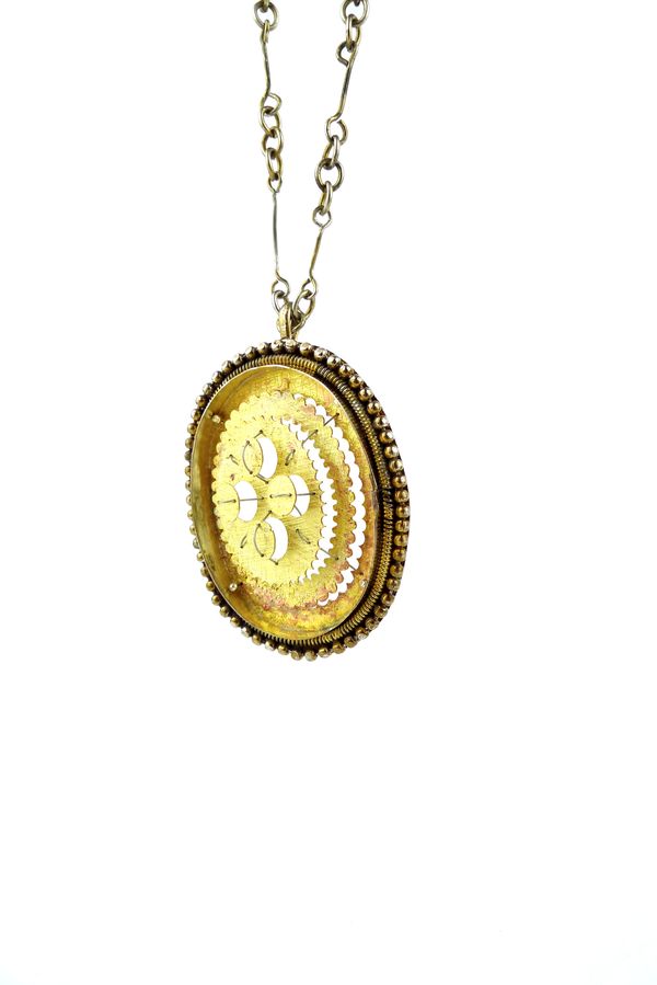 Oval Pendant 2013