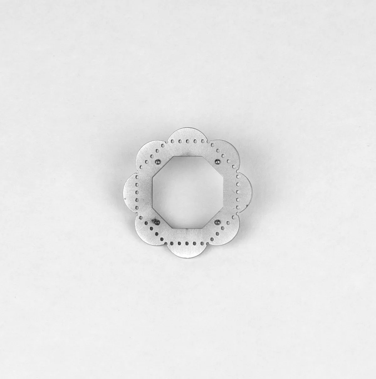 Wreath Pin