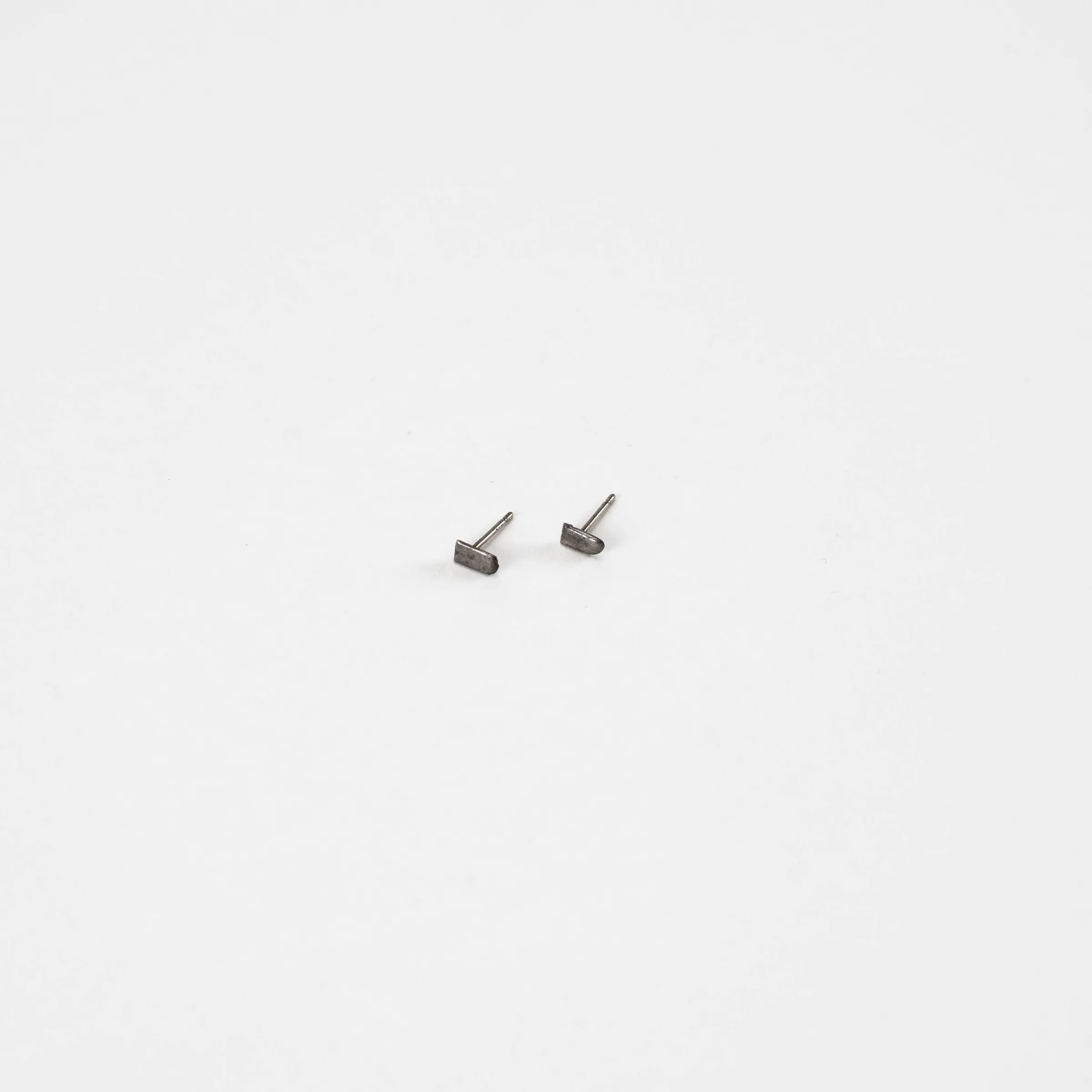 Sweeper Blade Solo End Earrings — image 1 of 4
