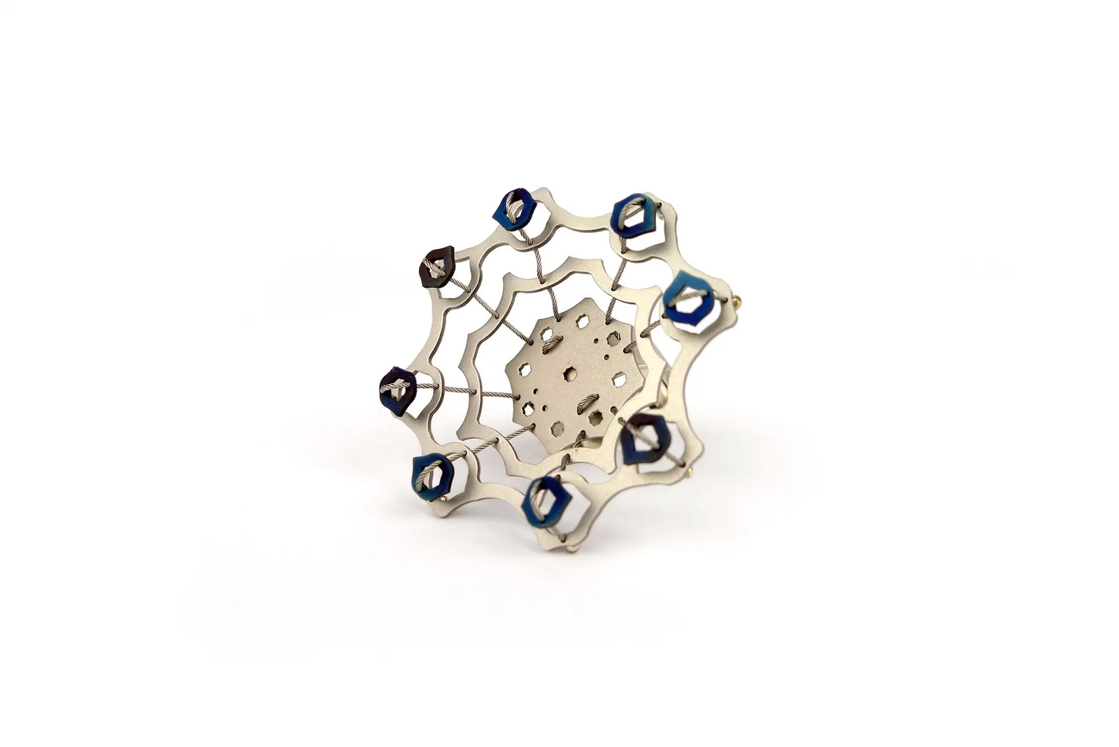 One Design - Ring 02